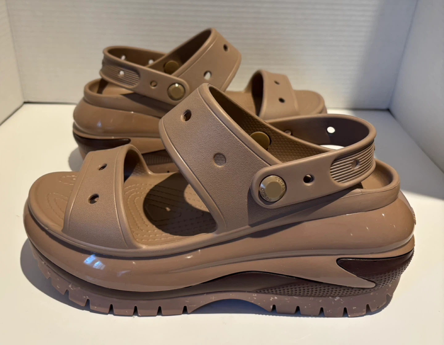 Crocs Platform Sandals Women's Size 7 - photo 2