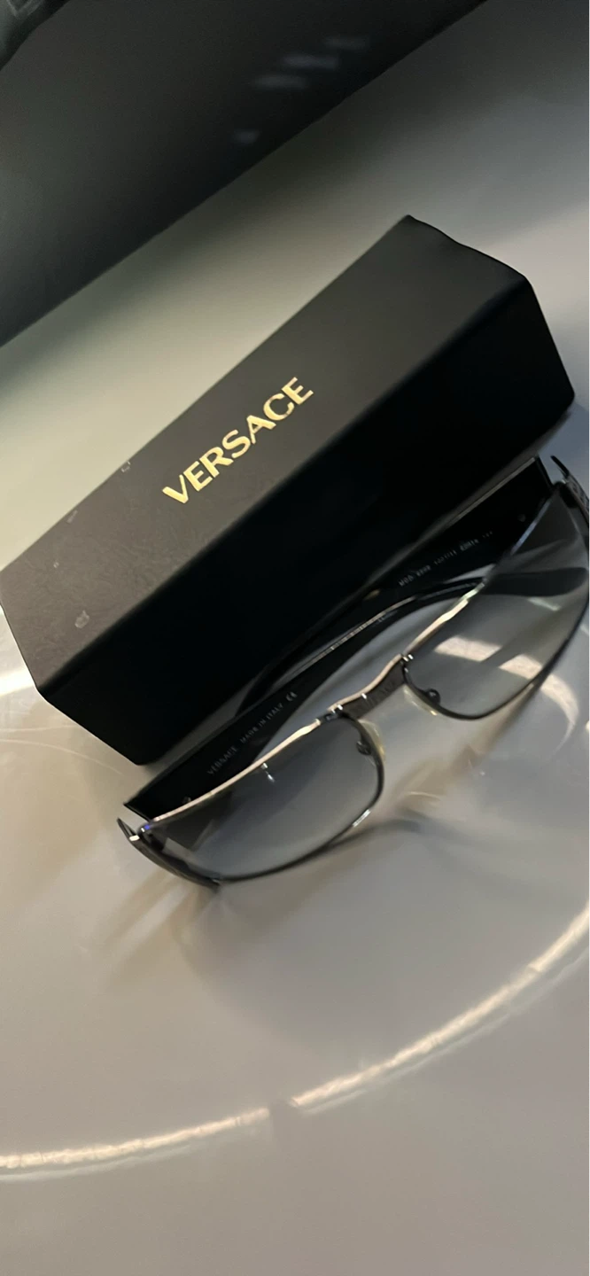 Versace Sunglasses - photo 2
