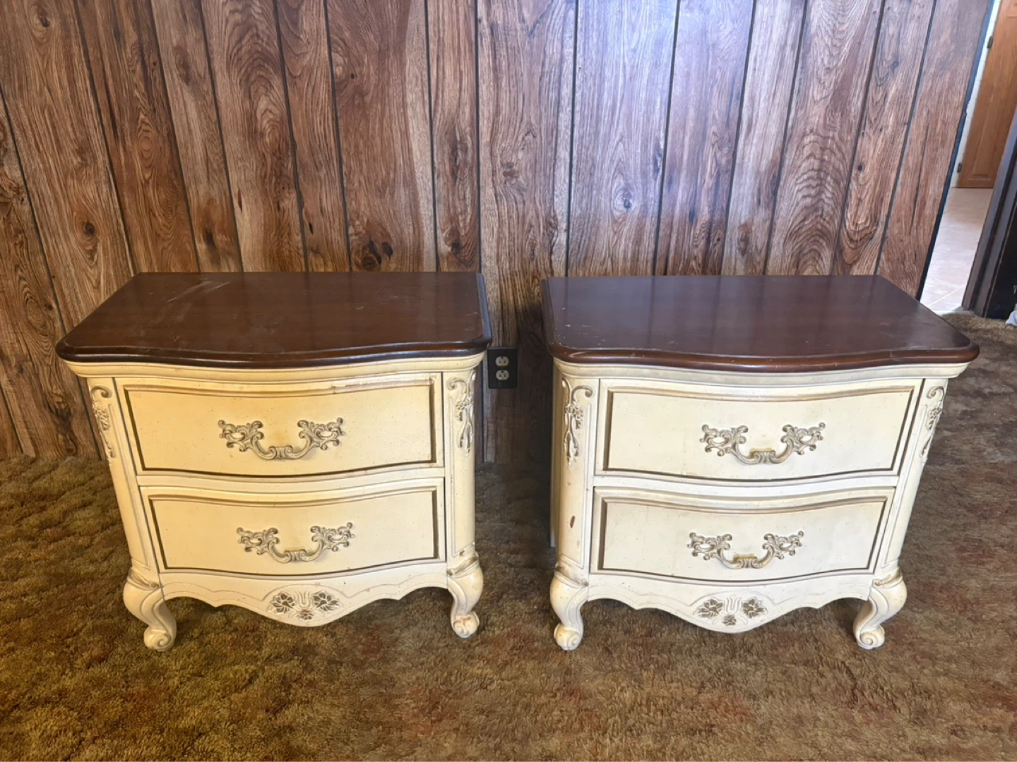 Set of 2 Basset Nightstands - Vintage French Provincial Style