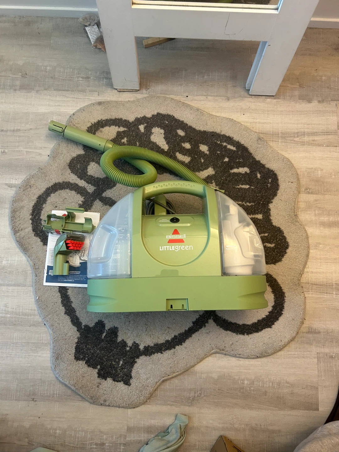 Bissell Little Green Portable Carpet Cleaner - photo 2