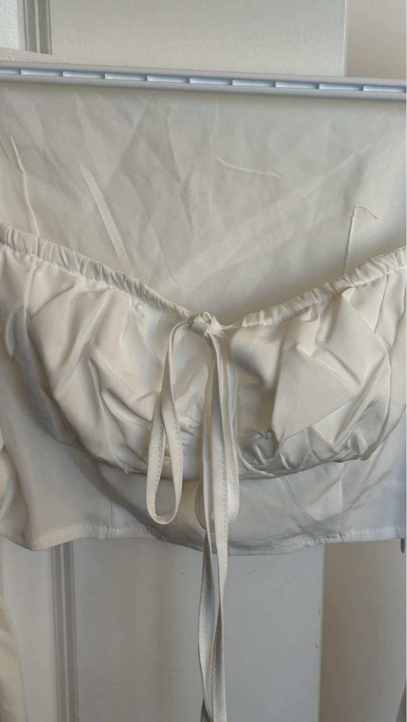 White Cropped Puff Sleeve Top - photo 4