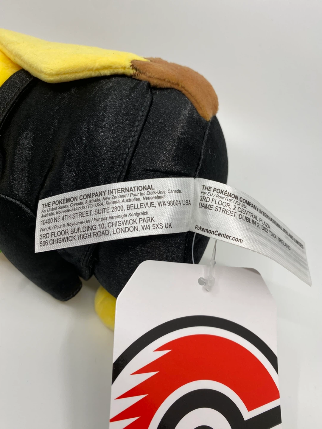 Pokemon Center Wedding Pikachu Plush - photo 5