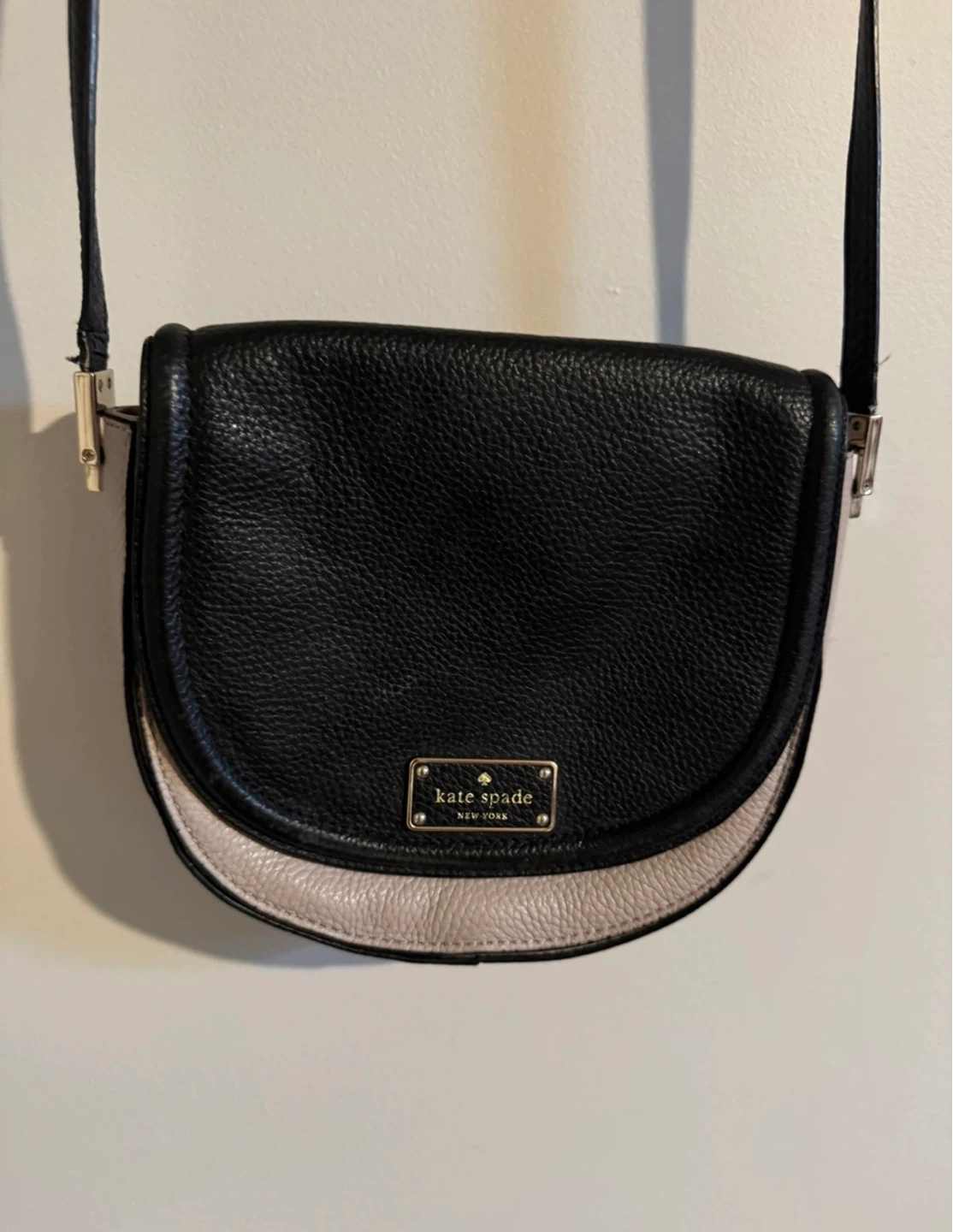 Kate Spade Navy Blue and Light Pink Crossbody Purse