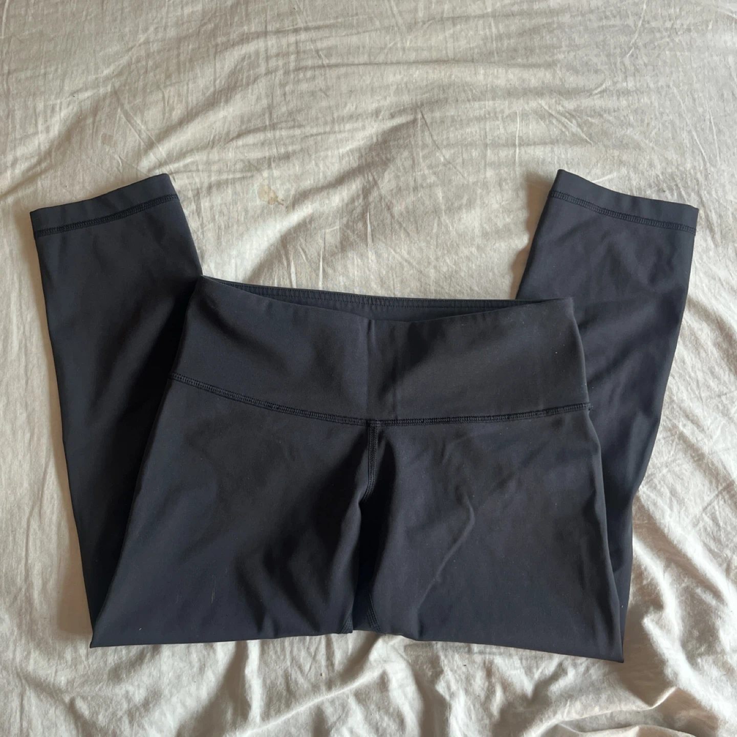 Lululemon Black Cropped Leggings