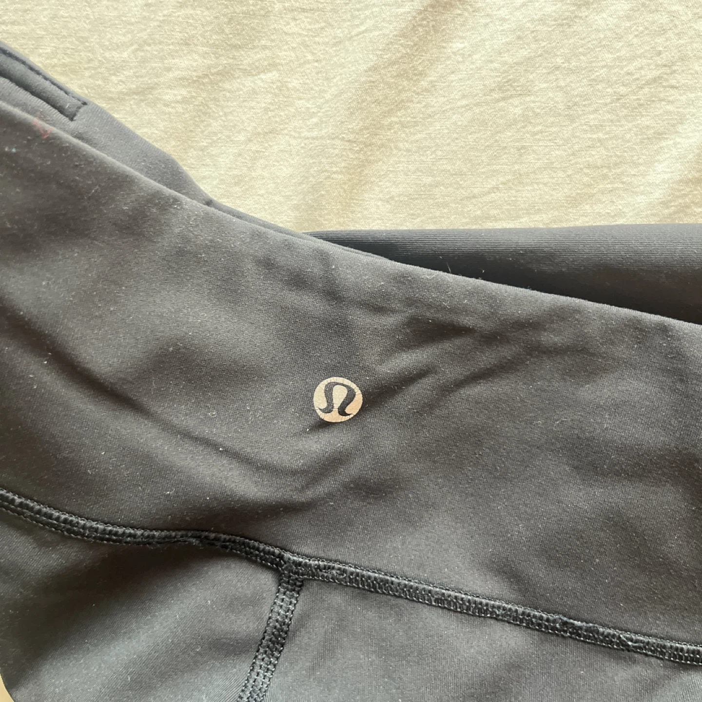 Lululemon Black Cropped Leggings - photo 3