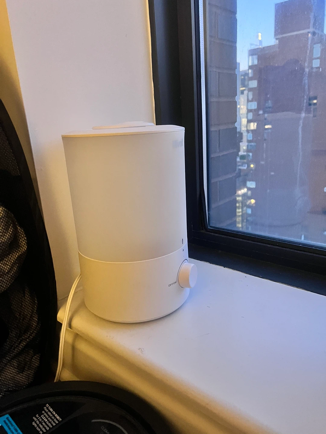 Levoit White Humidifier