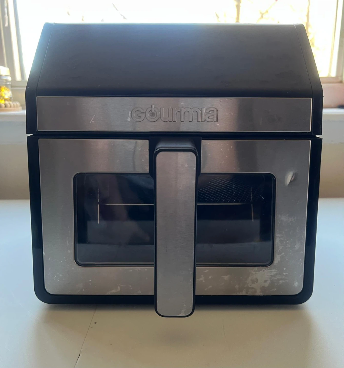 Gourmia Digital Air Fryer, Black - Window, Light