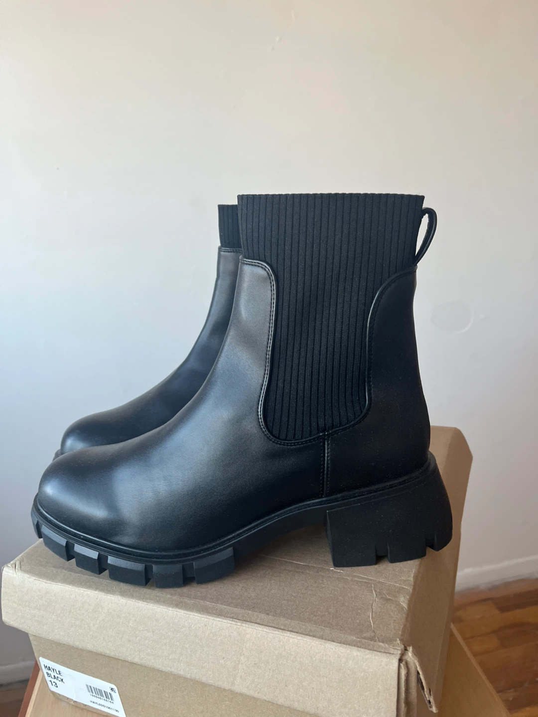 Steve Madden womens Hayle Ankle Boot Size 13. - photo 4
