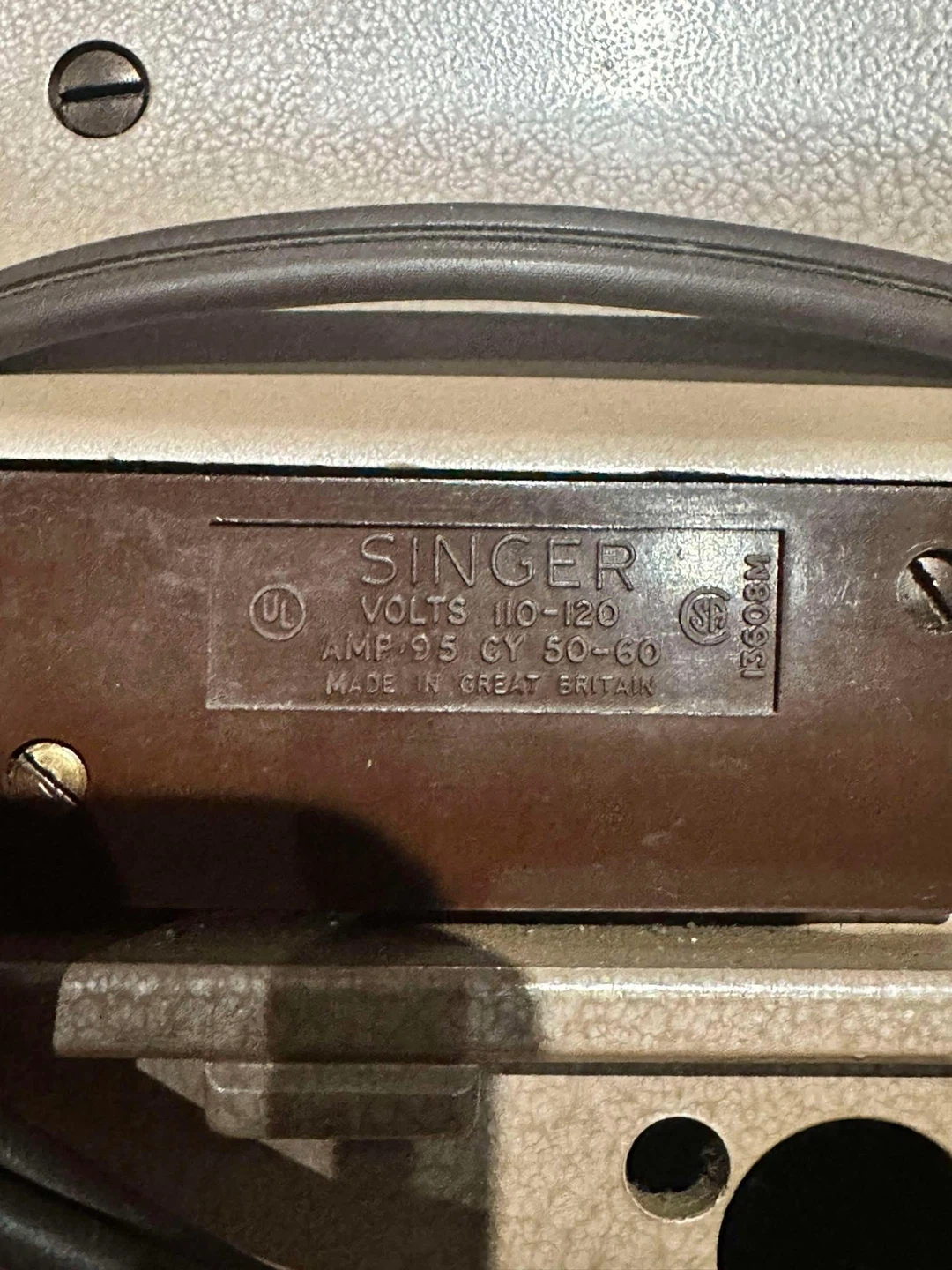 Singer sewing machine 1960’s - photo 3