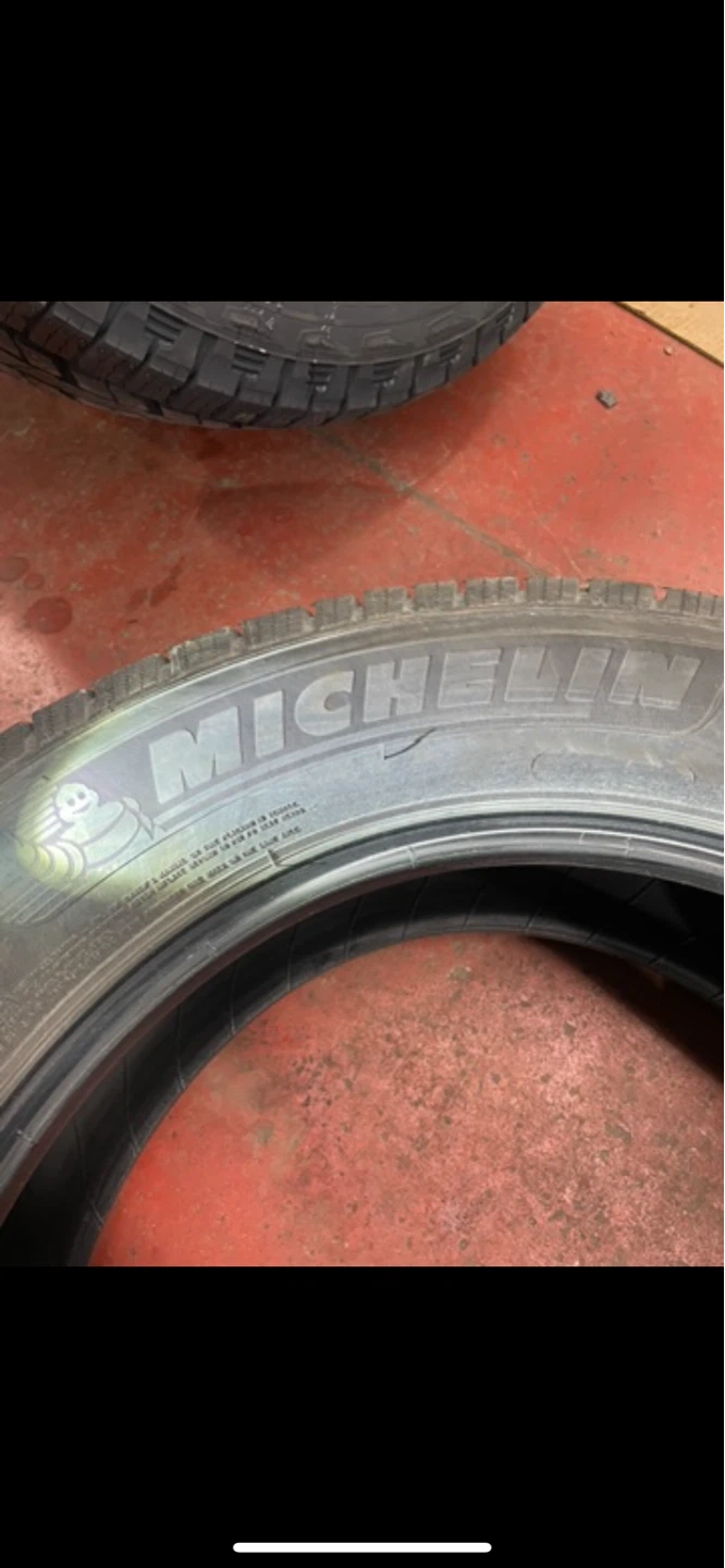 2x michelin defender ltx tires - photo 2