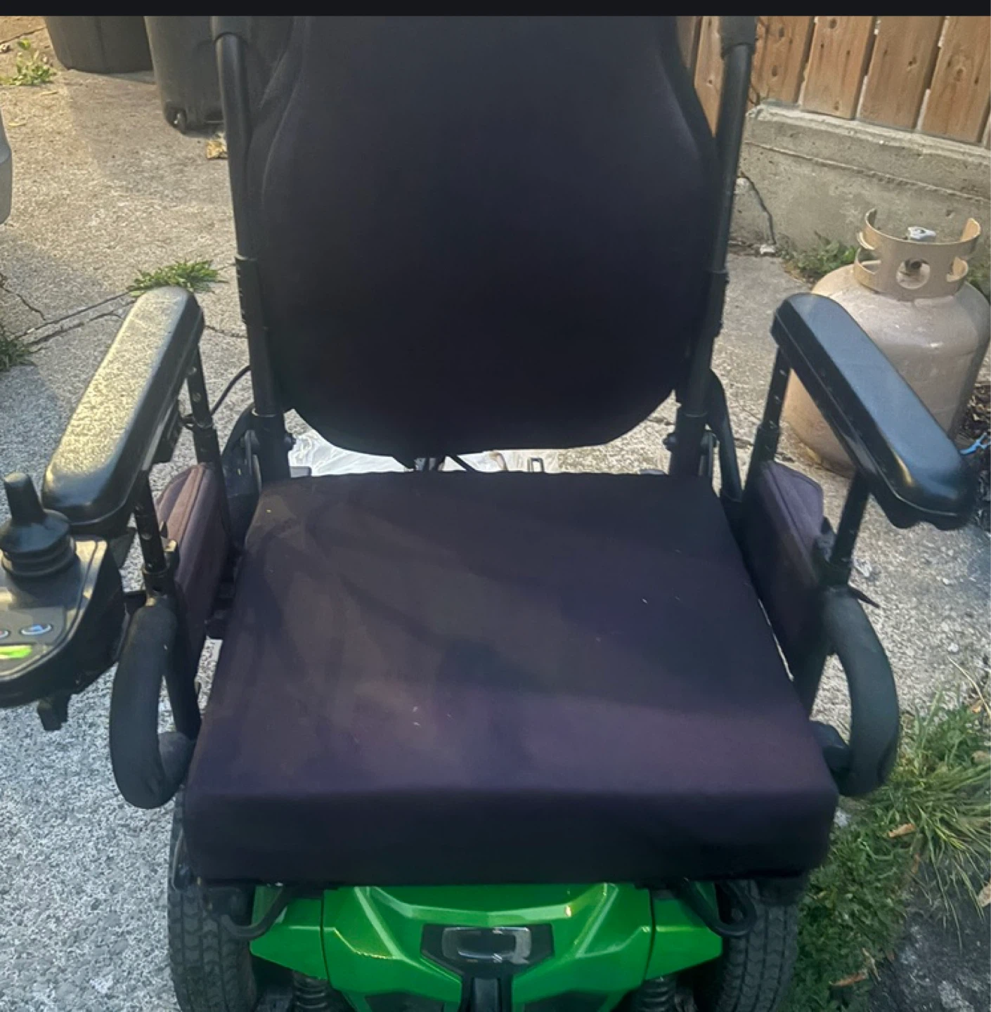 Quantum Edge 3 Power Wheelchair