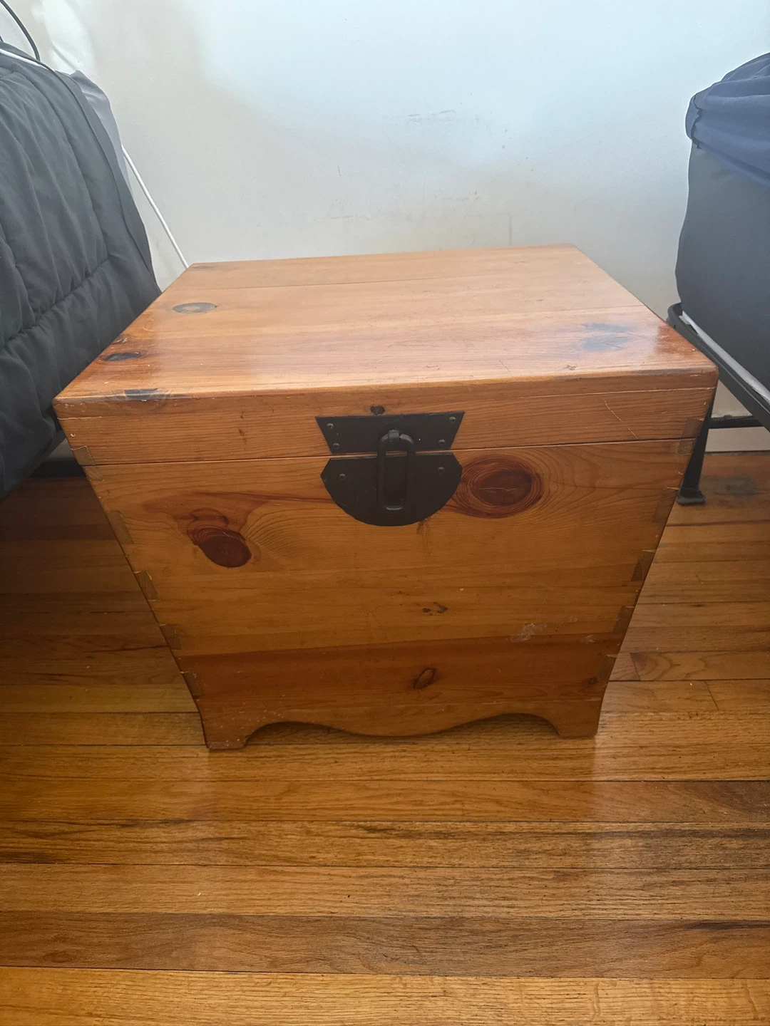 Wooden Storage Chest Trunk - photo 2