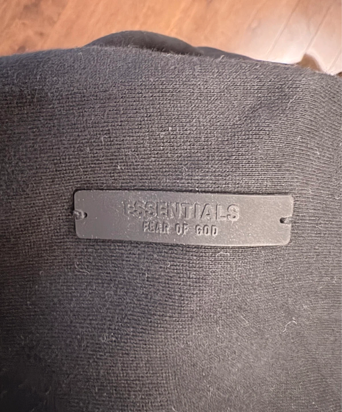 ESSENTIALS Fear of God Black Hoodie Size M - photo 3
