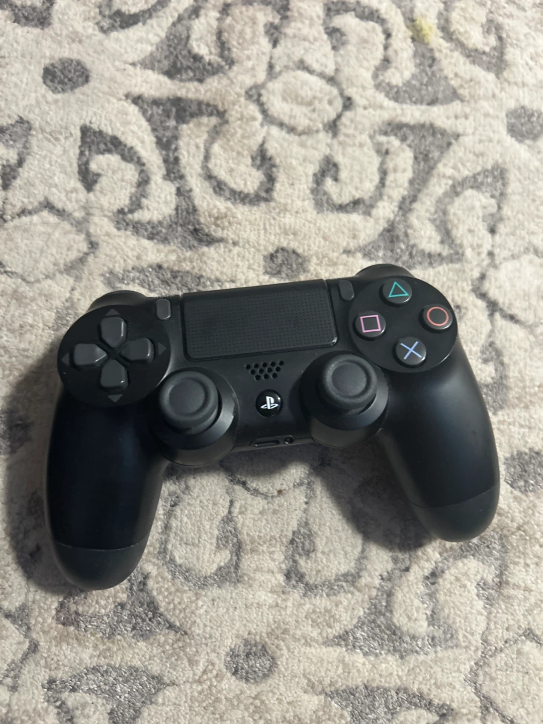 Sony PlayStation 4 Slim Console with 3 Controllers. - photo 4