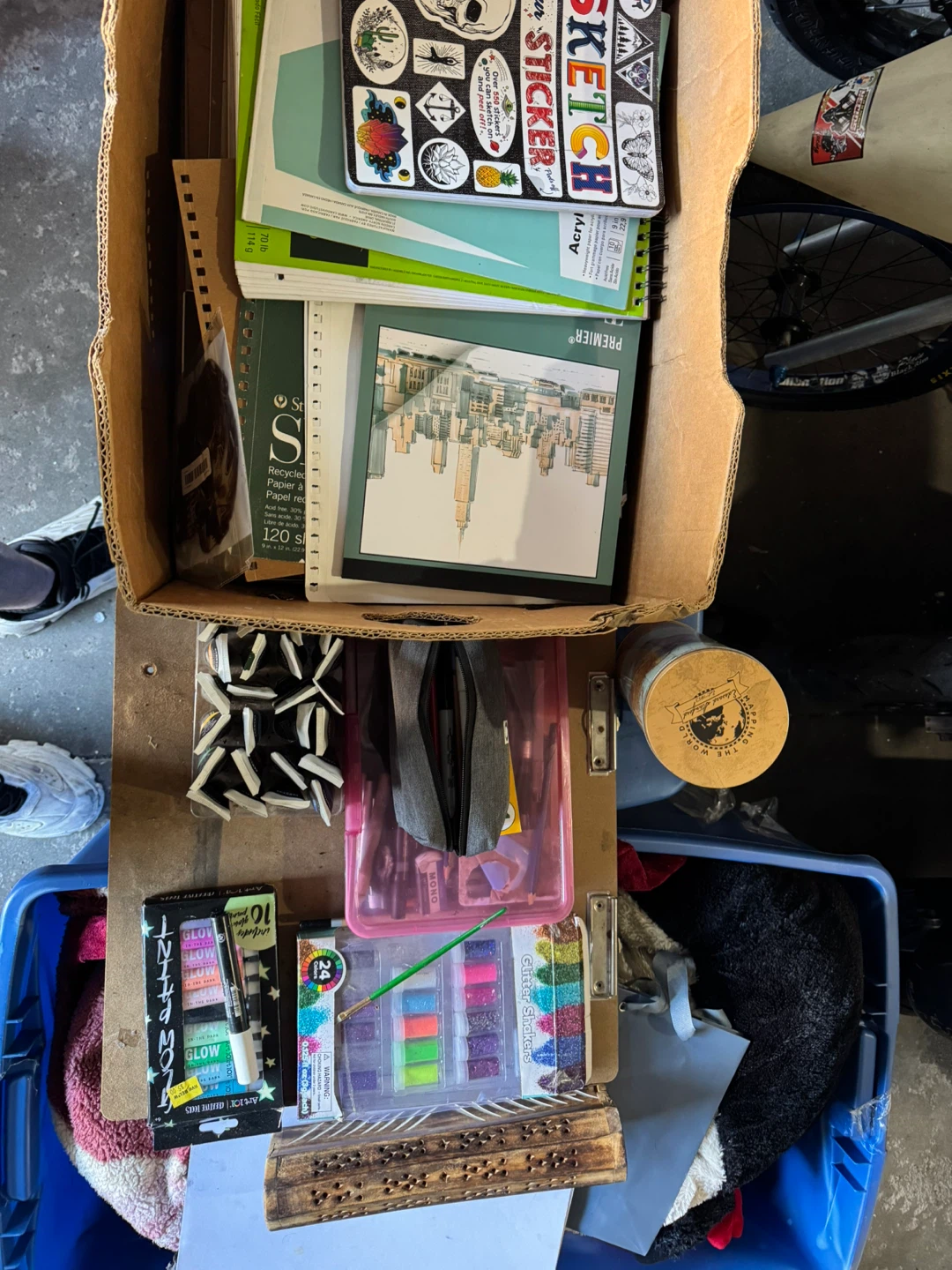 Art Supplies Lot: Glitter, Markers, Pencils, Paint Tubes