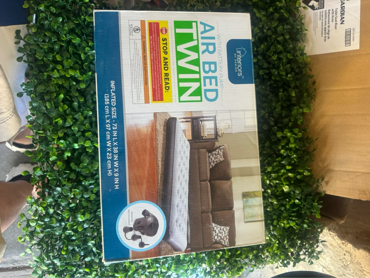 Interiors by Design Twin Air Bed with Battery Pump