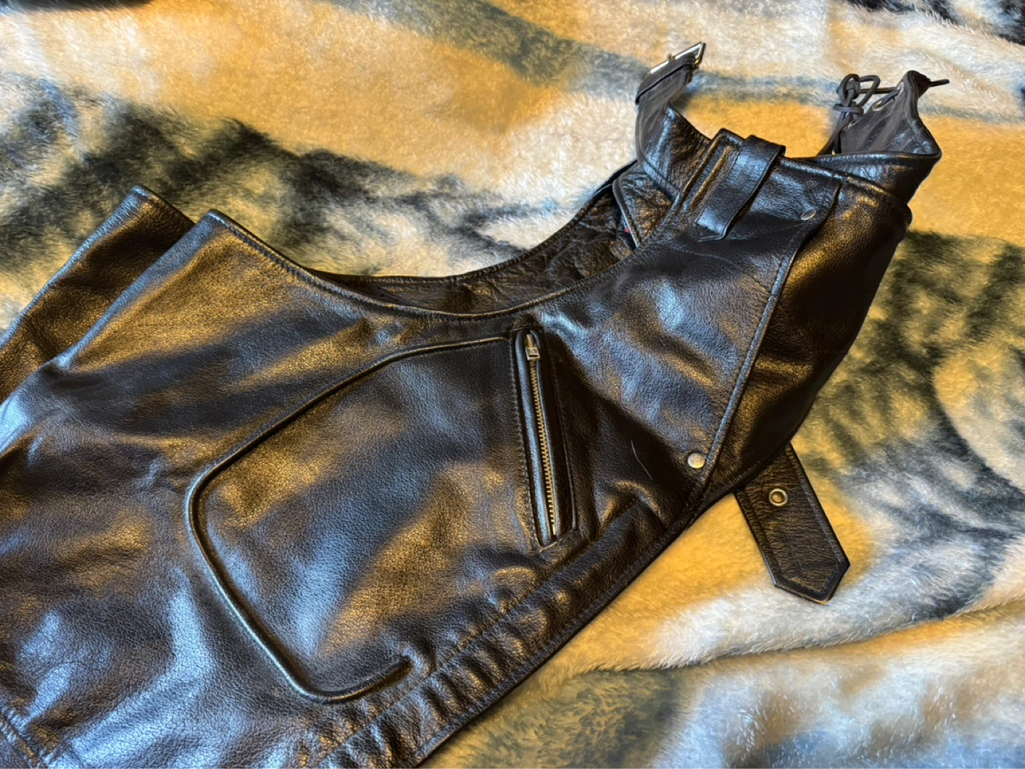 First Classic Leather Gear Chaps - Size XL motorcycle - photo 2