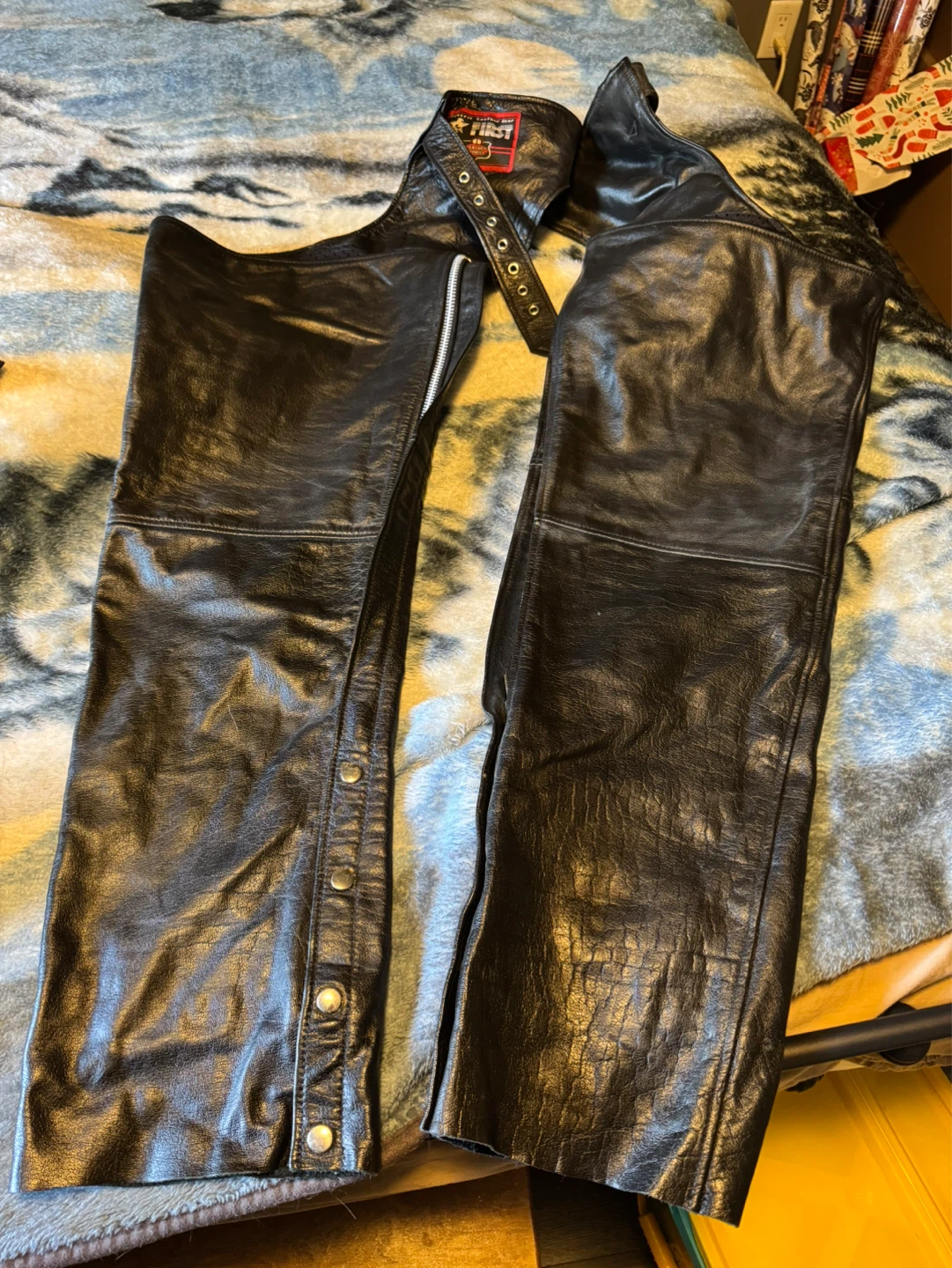 First Classic Leather Gear Chaps - Size XL motorcycle