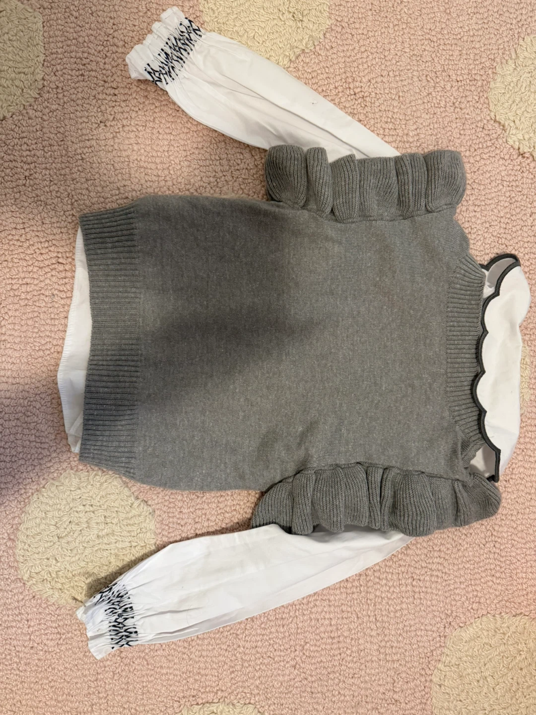Milon Girls Grey Sweater with White Collared Shirt - Size 4 - photo 2