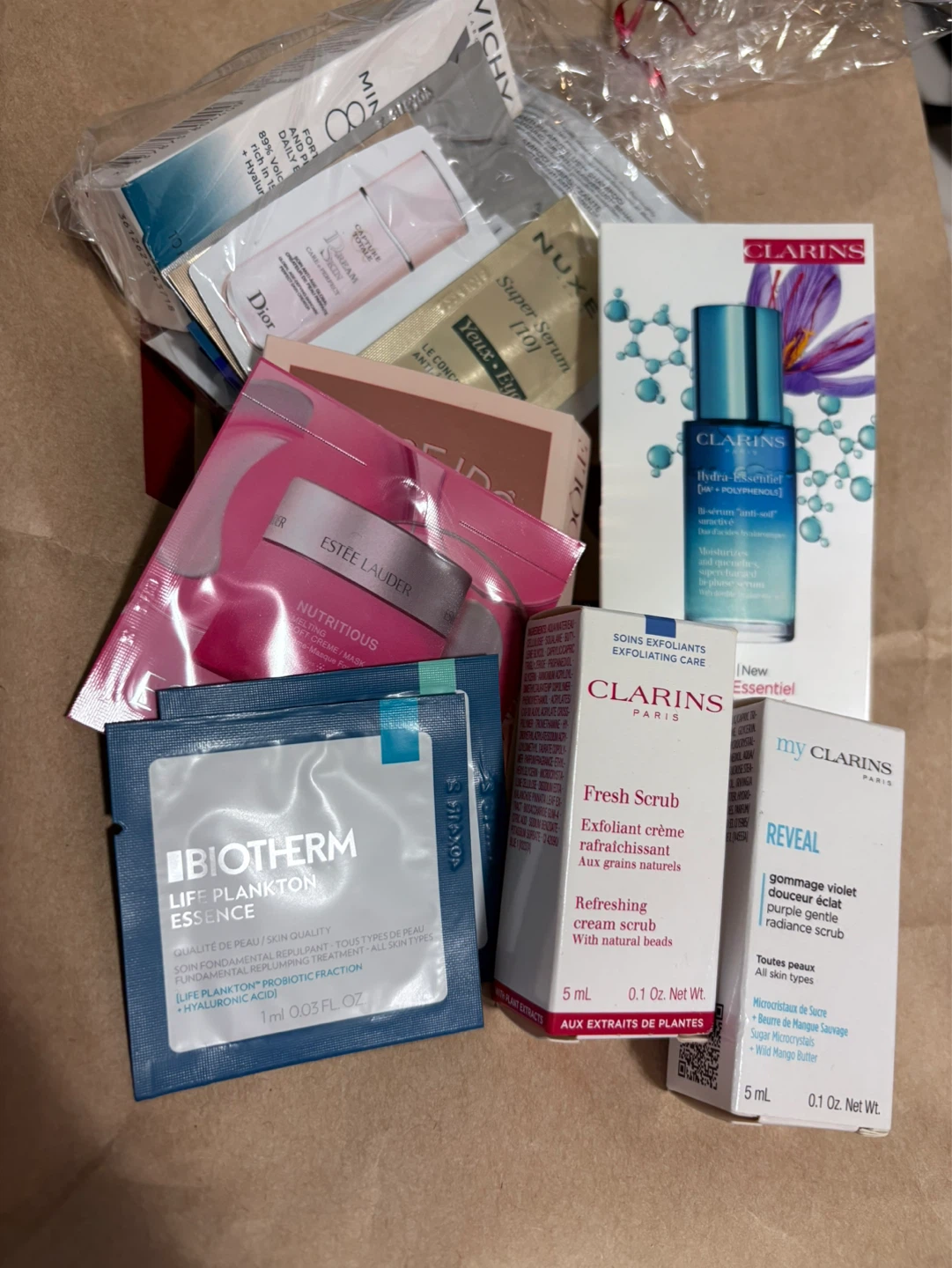 Assorted Skincare Samples (FREE WITH PURCHASE)