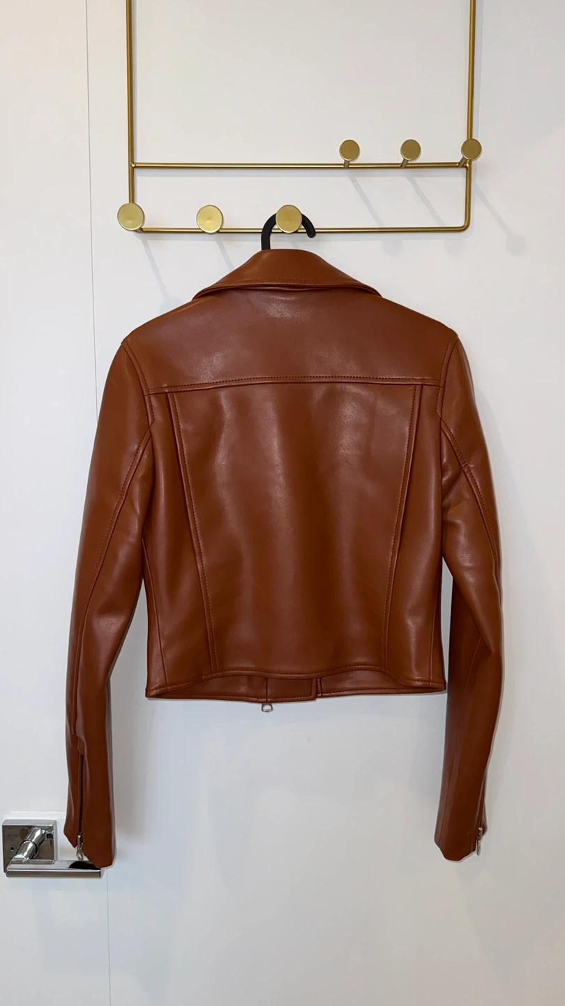 NEW Aritzia Wilfred Stunner Vegan Leather Moto Jacket - photo 5