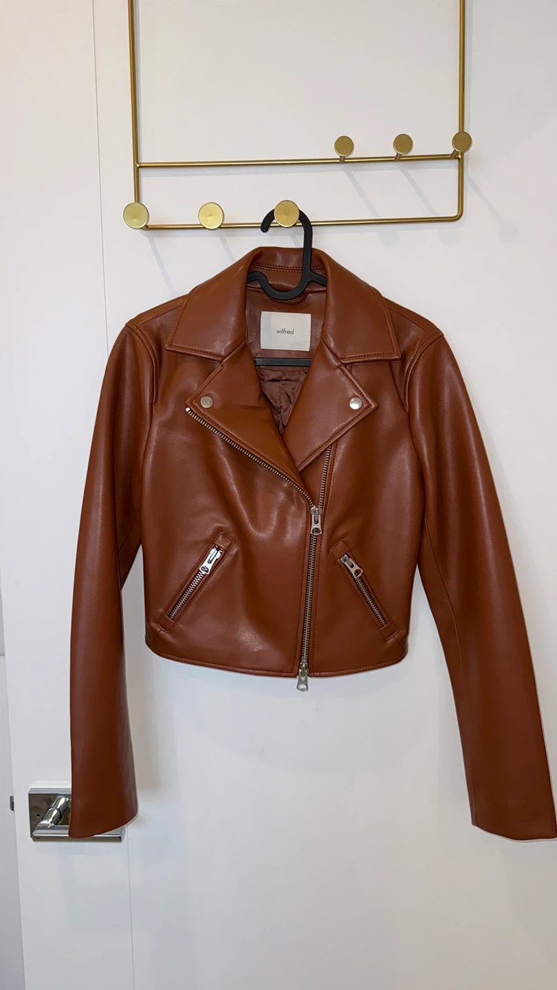 NEW Aritzia Wilfred Stunner Vegan Leather Moto Jacket - photo 4