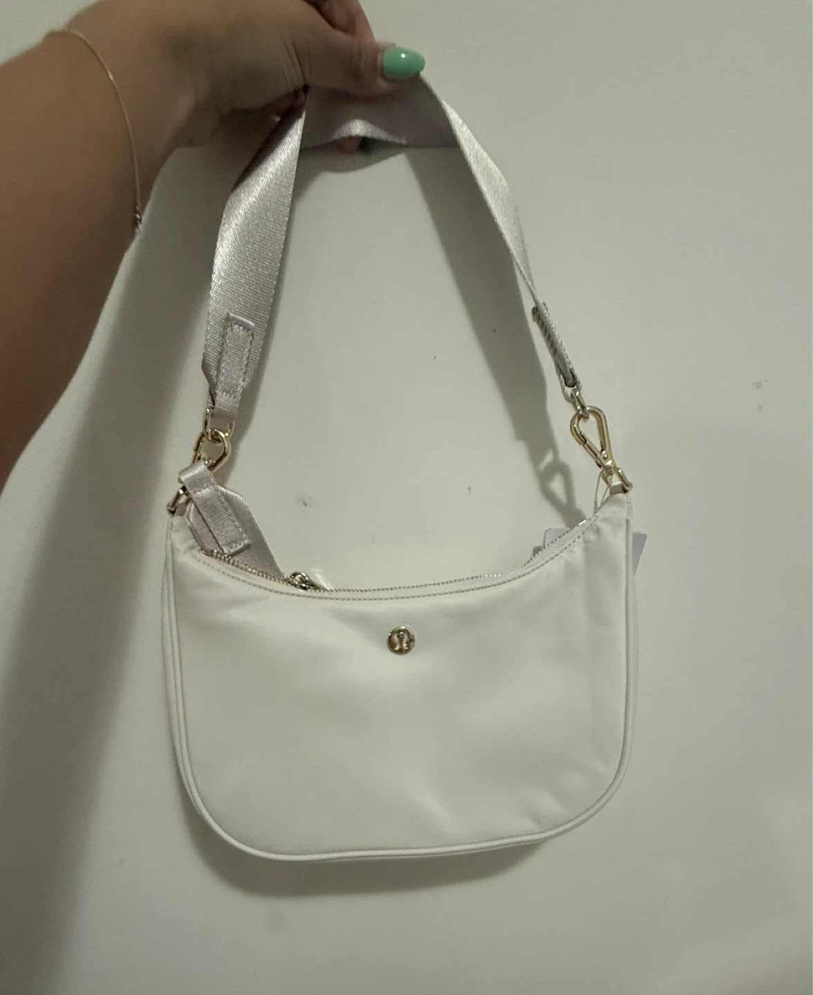Lululemon Everywhere Belt Bag - White