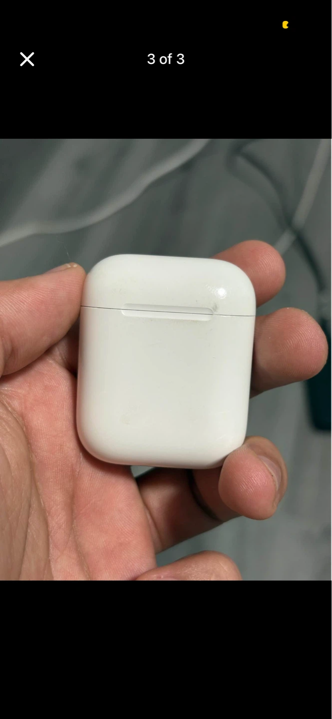 Apple AirPods 2nd Gen Charging Case - photo 3