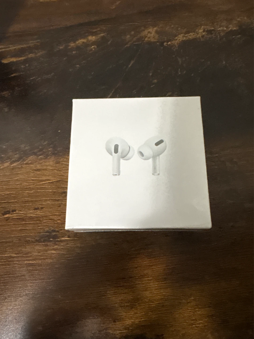 Apple AirPods Pro with MagSafe Charging Case
