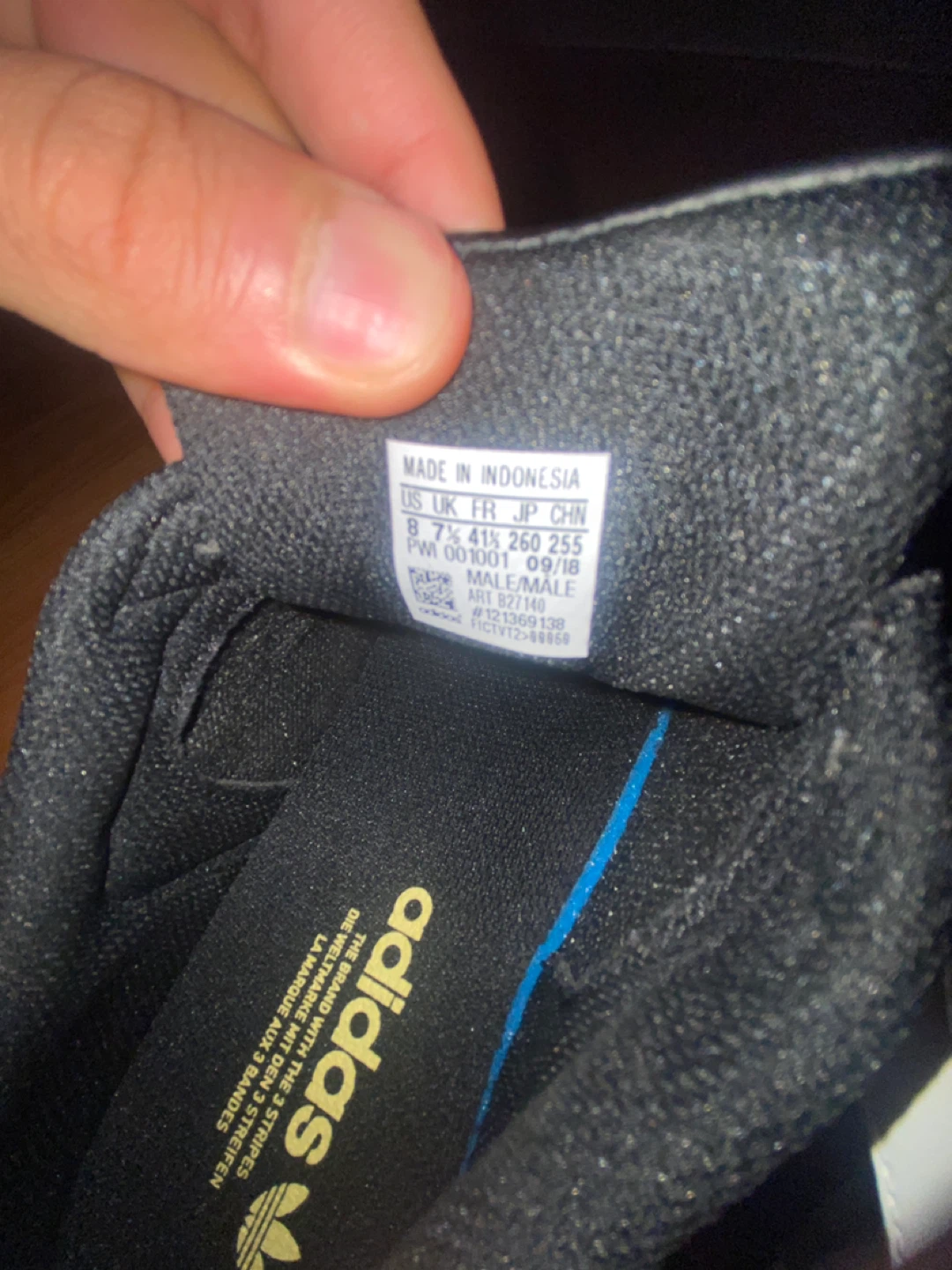 Adidas Superstar Shoes Black White Size 8 - photo 4