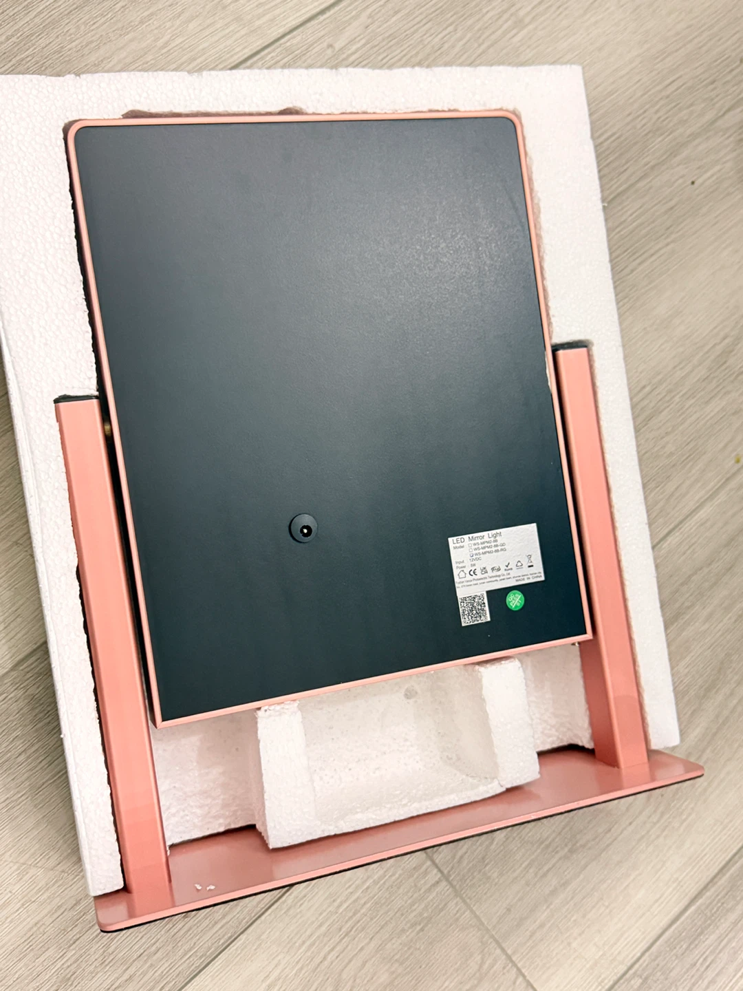 Rose Gold LED Makeup Mirror Light - photo 2