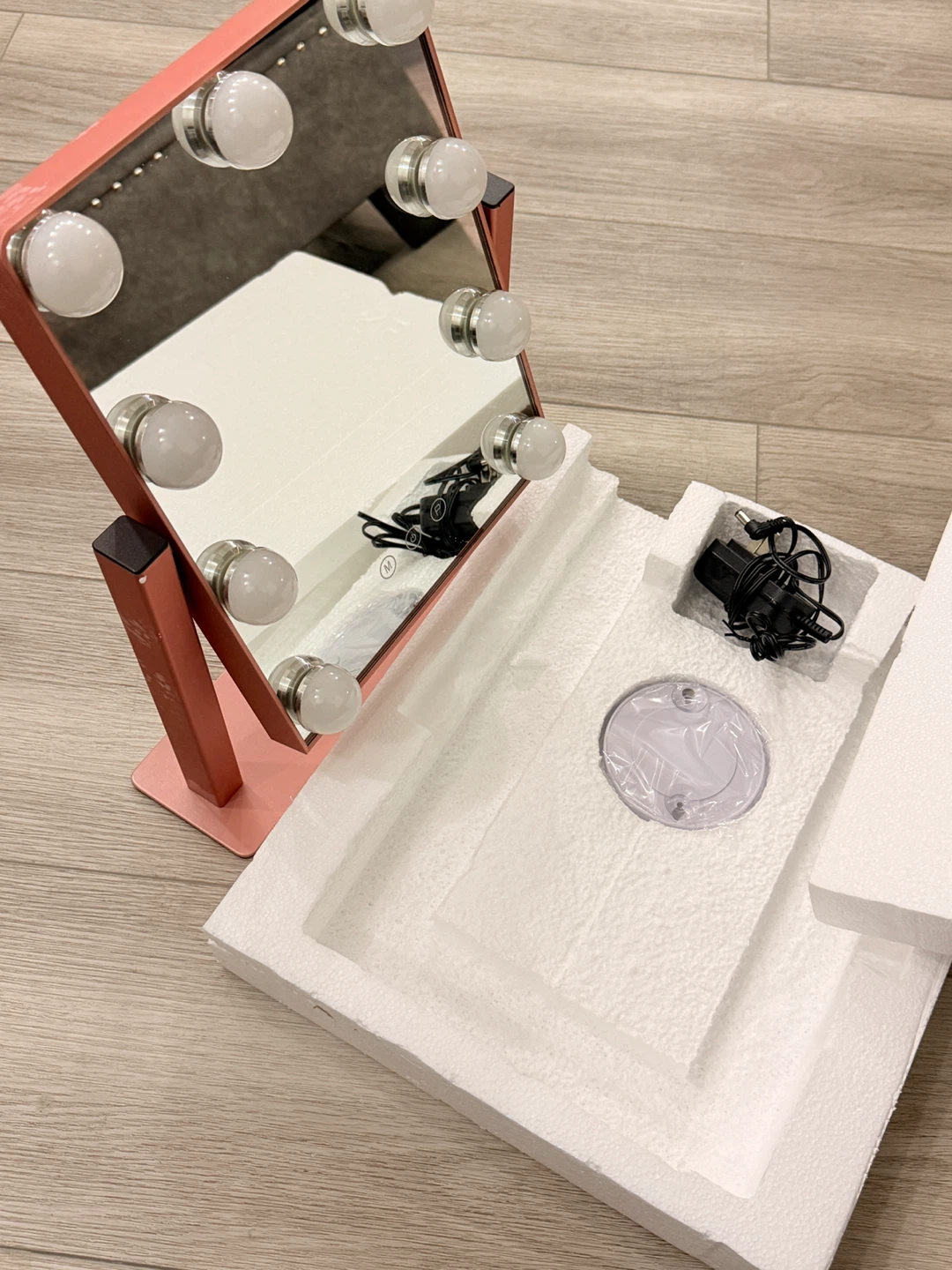 Rose Gold LED Makeup Mirror Light - photo 4