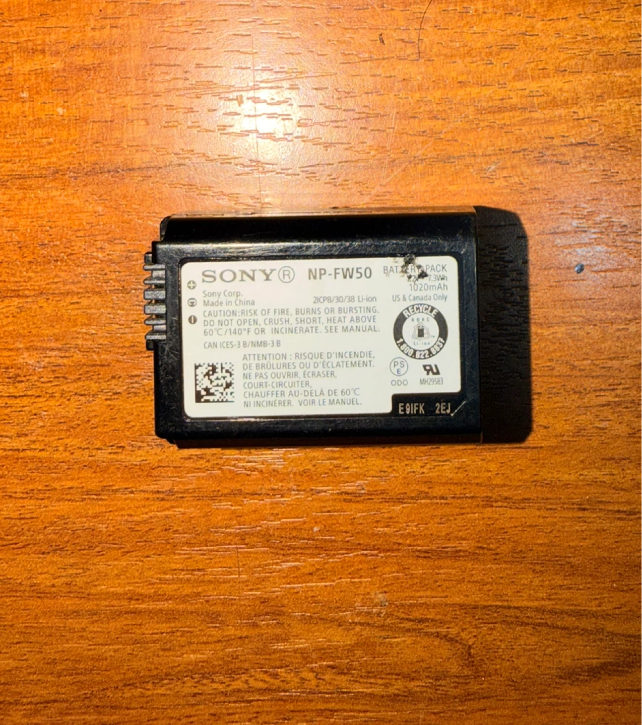 BESTON Battery Charger & Big Foot NP-FW50 Battery Pack - photo 2