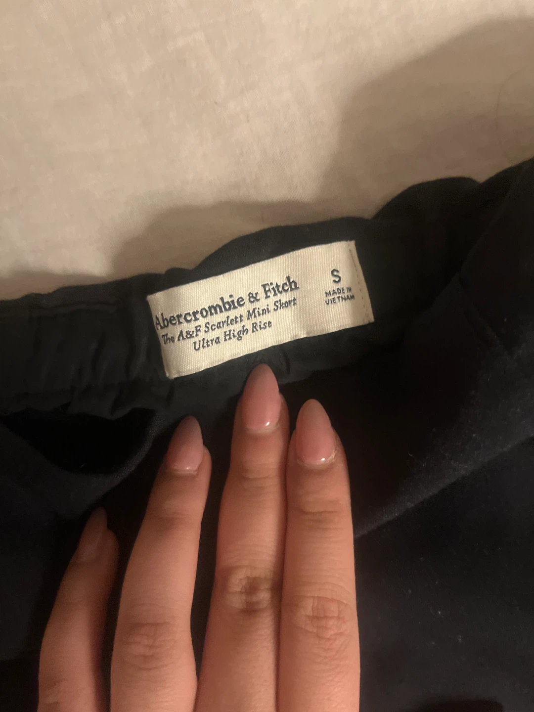 Abercrombie & Fitch Black Mini Skirt - Size S - photo 2