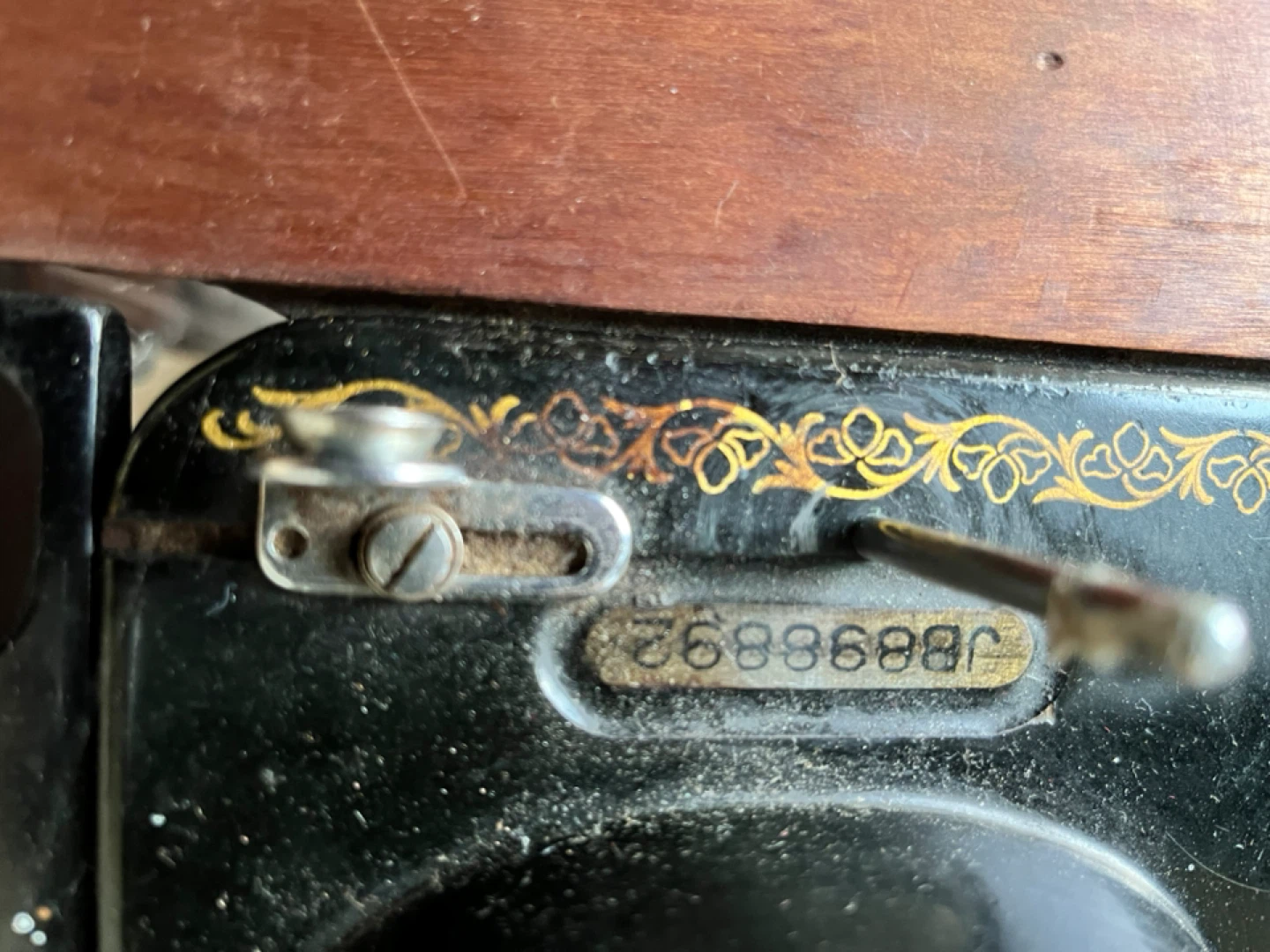Antique Singer Sewing Machine - photo 5