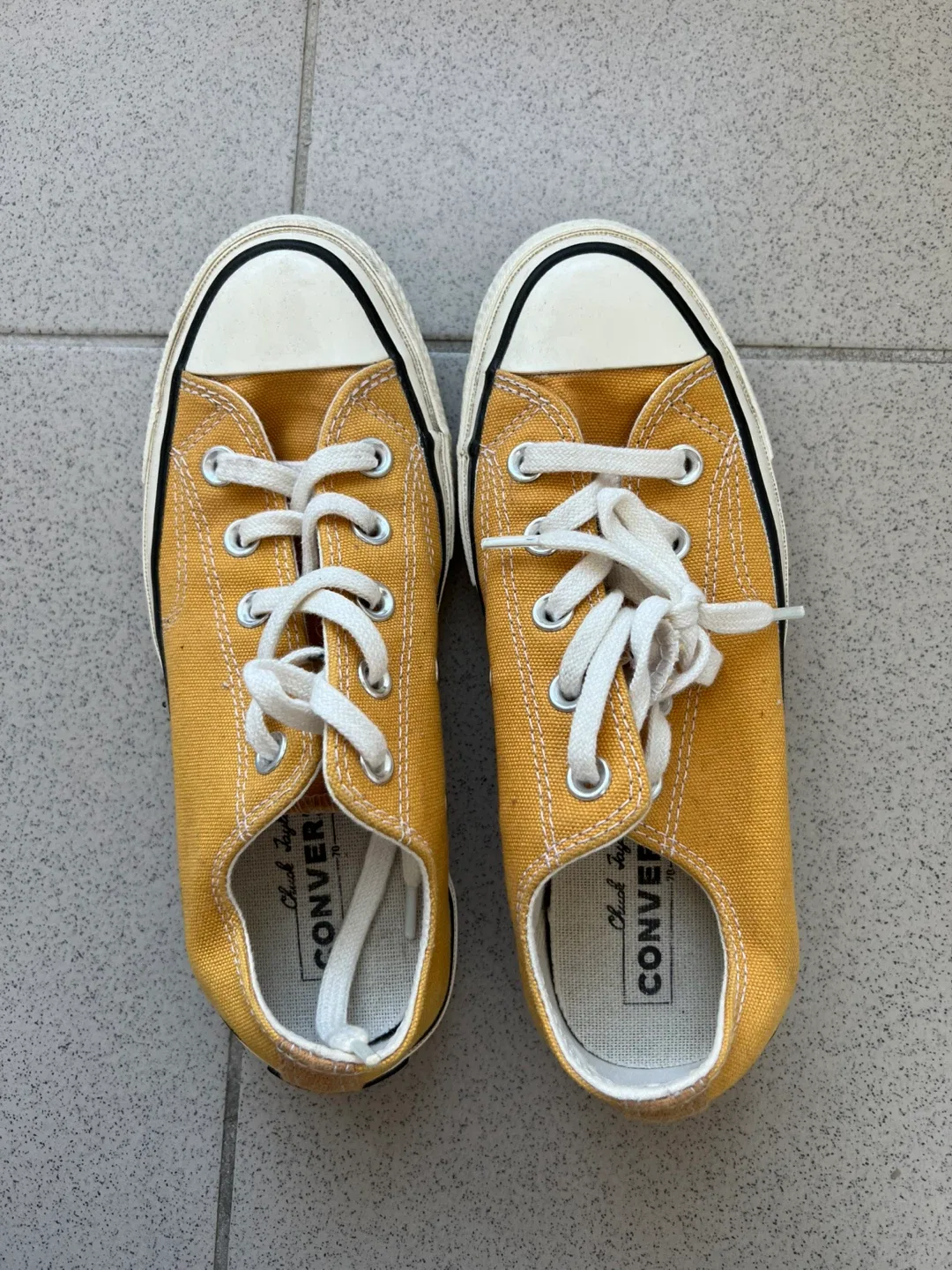 Converse Chuck Taylor All Star Low Top Sneakers