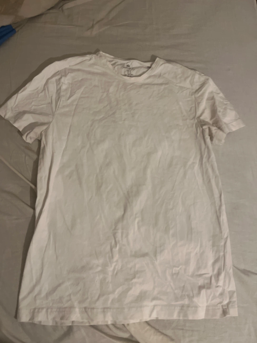 H&M Slim Fit White T-Shirt - Men's Medium