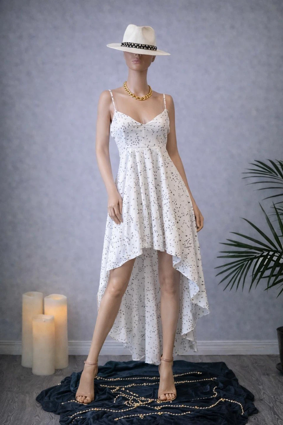 👉 Brand Dresses & Stylish Pieces – Perfect for Any Occasion