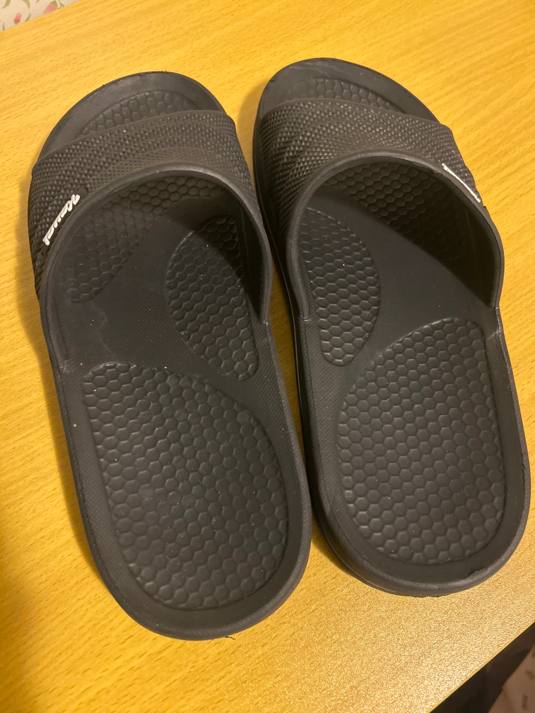Black Kamai Slides - Size 40