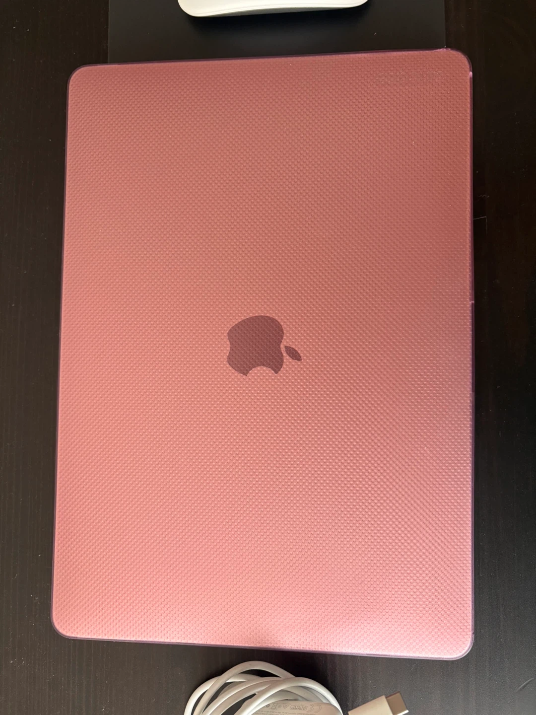 MacBook Air with accessories (2019, like new condition) - photo 3