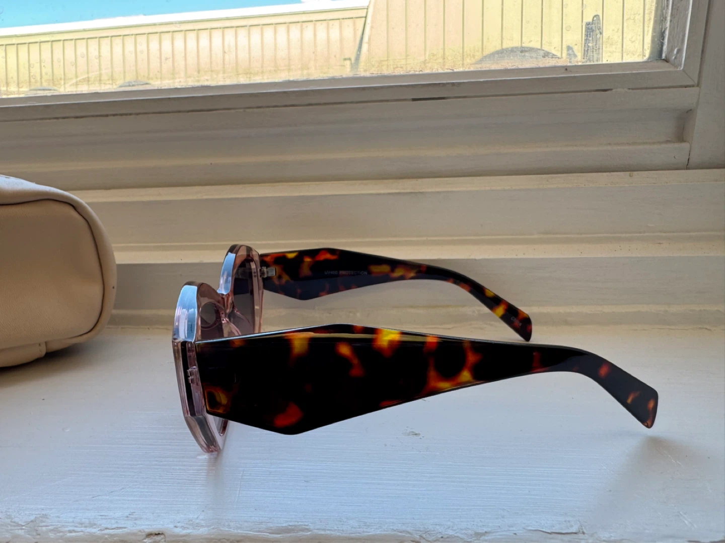 Cat Eye Sunglasses with Tortoiseshell Arms - photo 5