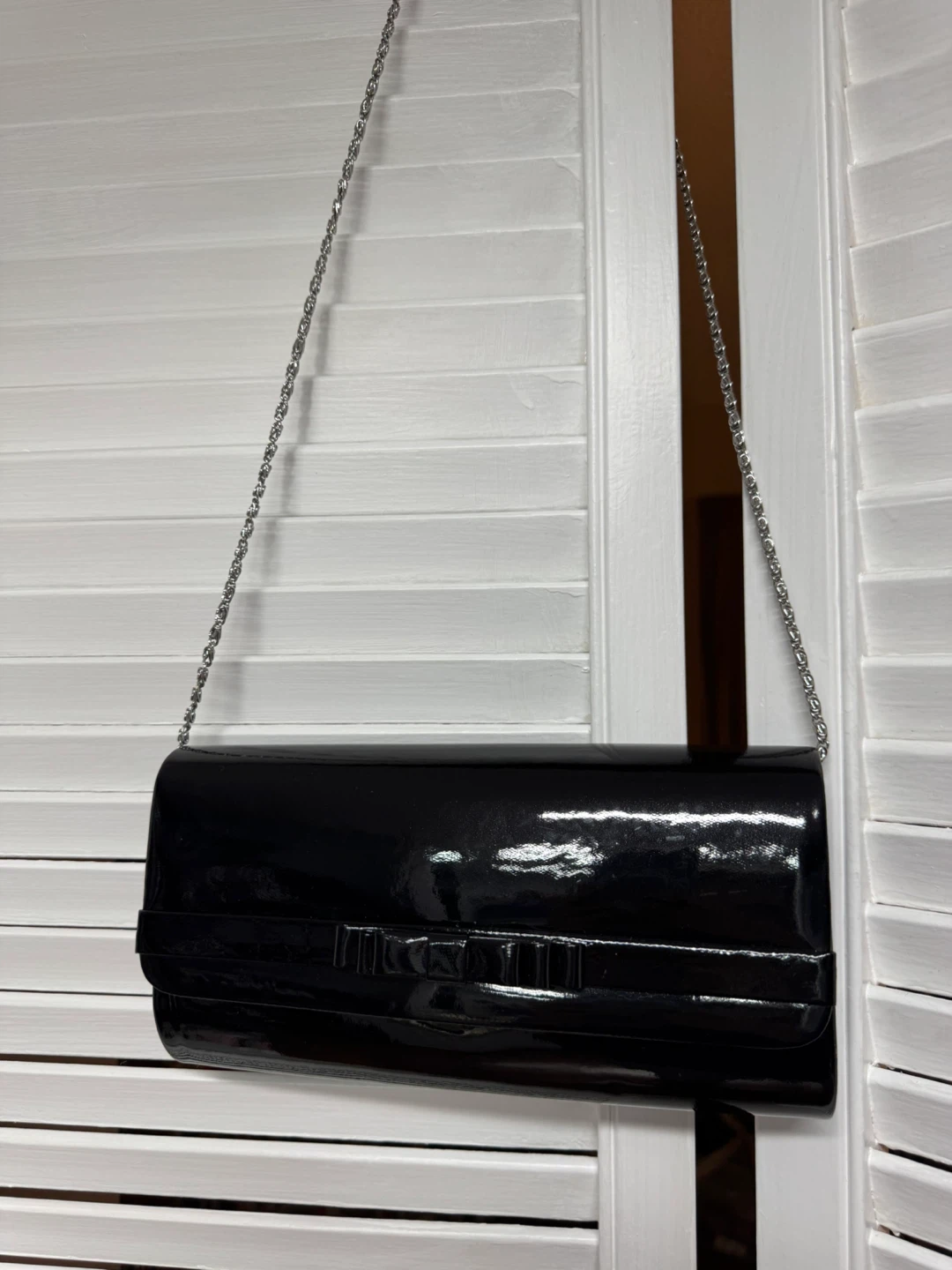 Black Patent Clutch with Bow and Chain Strap - photo 5