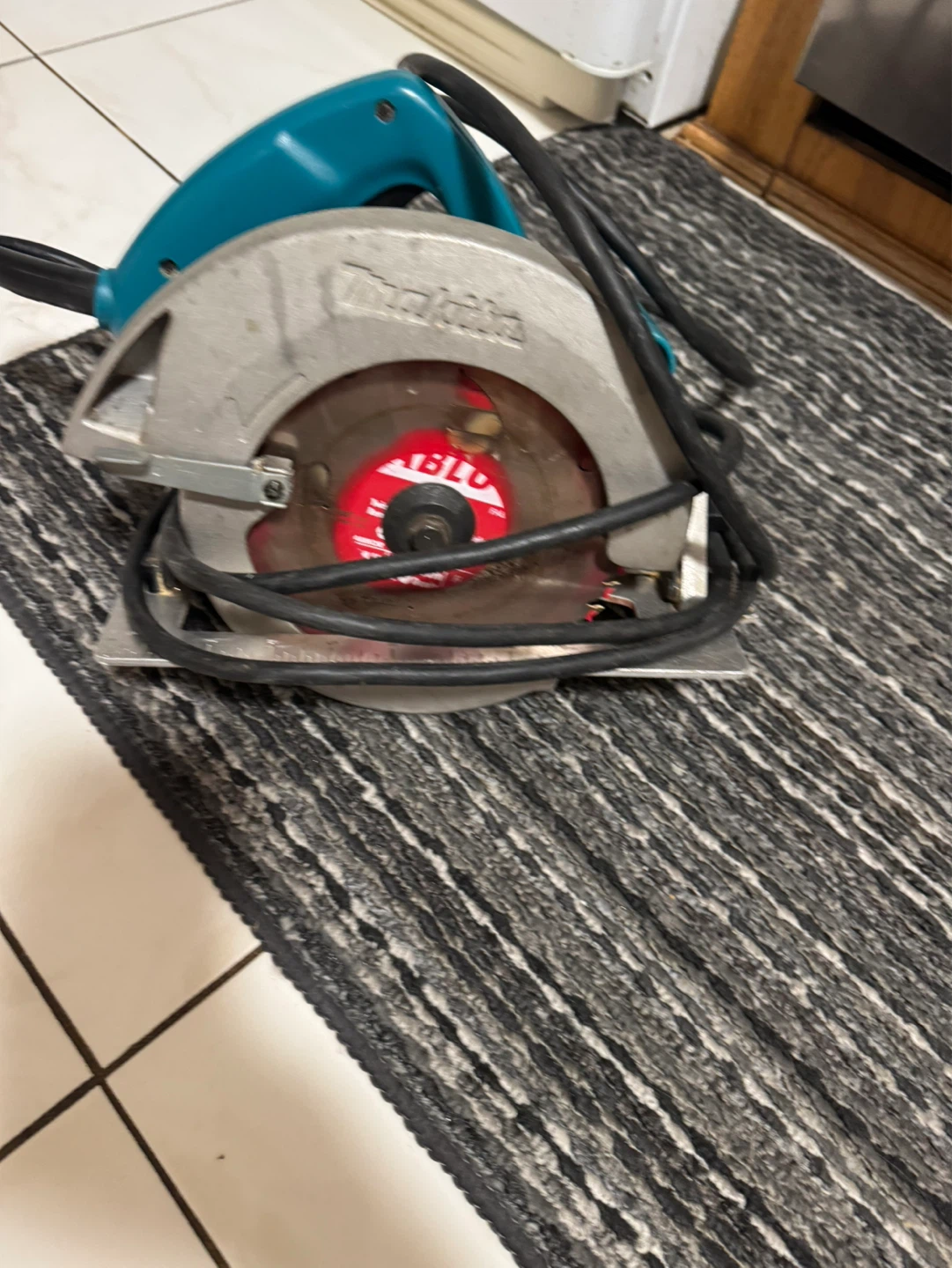 Makita Circular Saw - photo 3