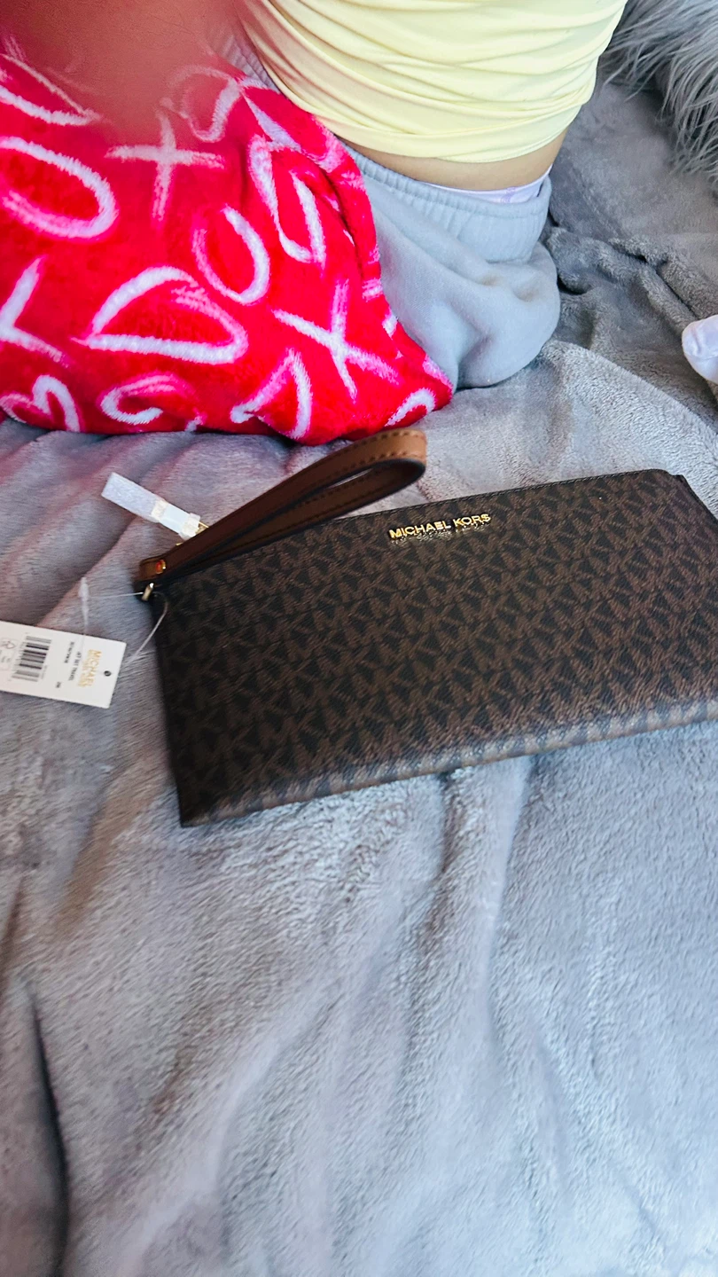 Michael Kors Jet Set Travel Wristlet - photo 3