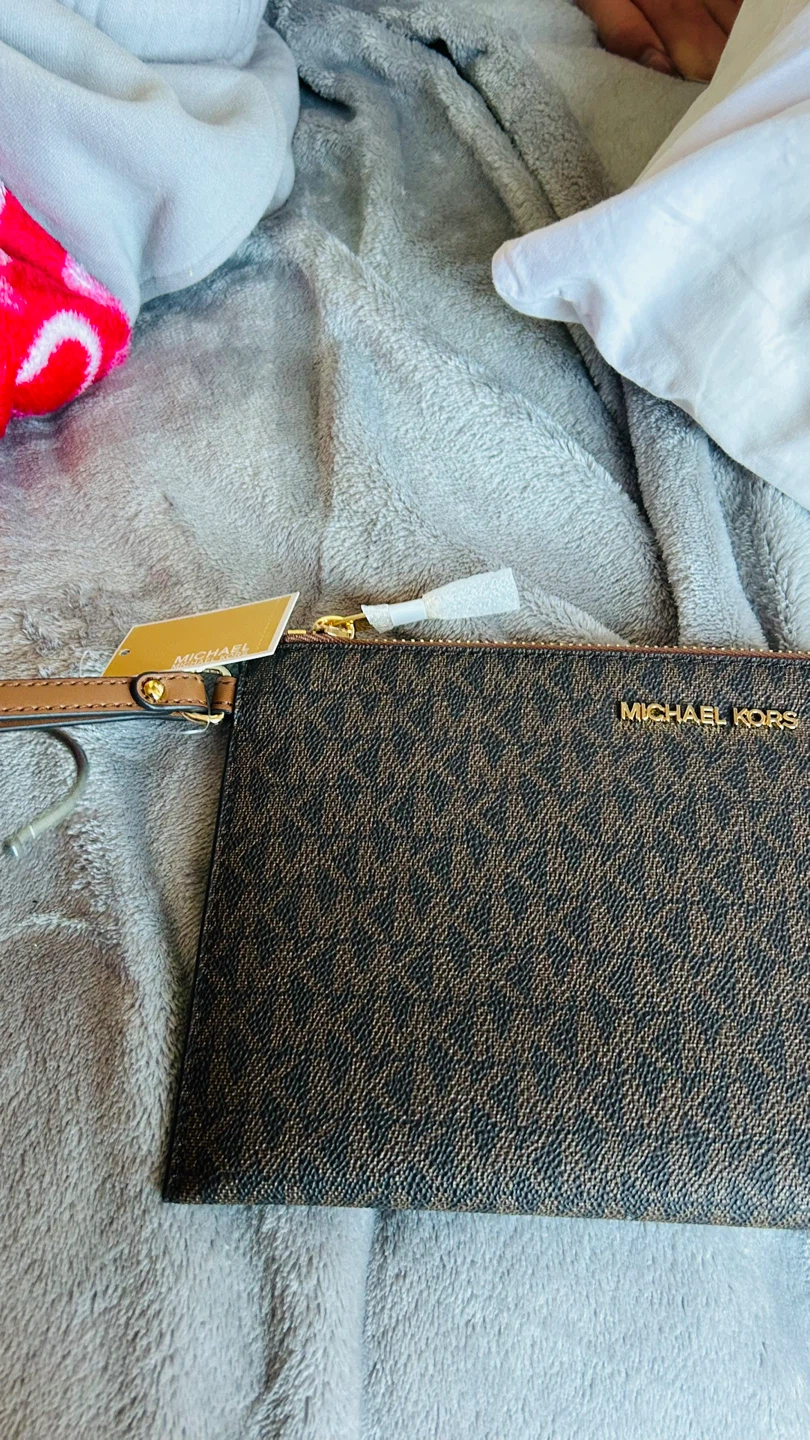 Michael Kors Jet Set Travel Wristlet - photo 2