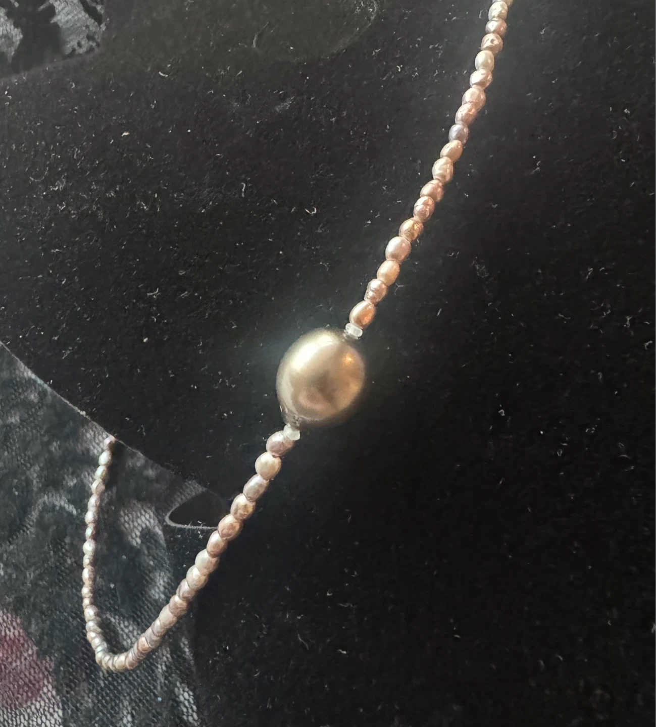 Japanese keshi pearls and southsea centerpiece necklace - photo 4