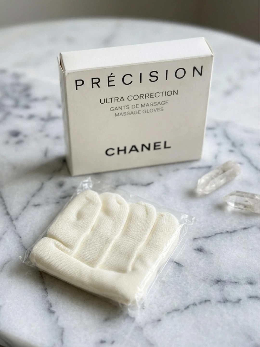 Chanel Precision Ultra Correction Massage Gloves Damaged Box