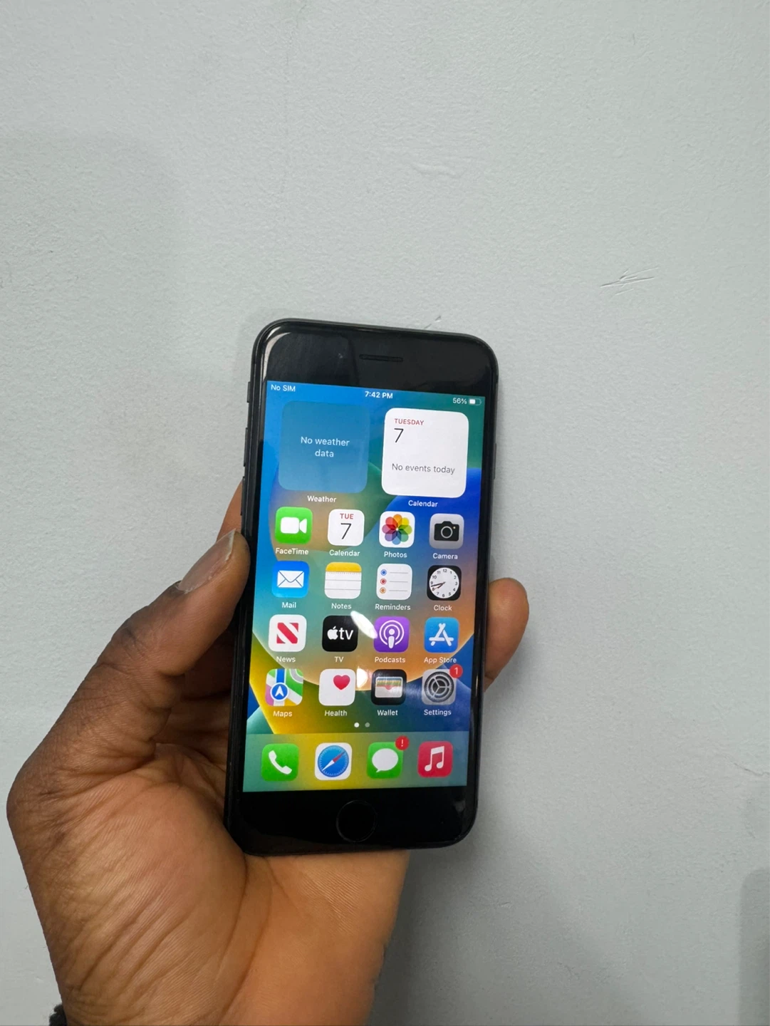 Apple iPhone 8 (Unlocked)