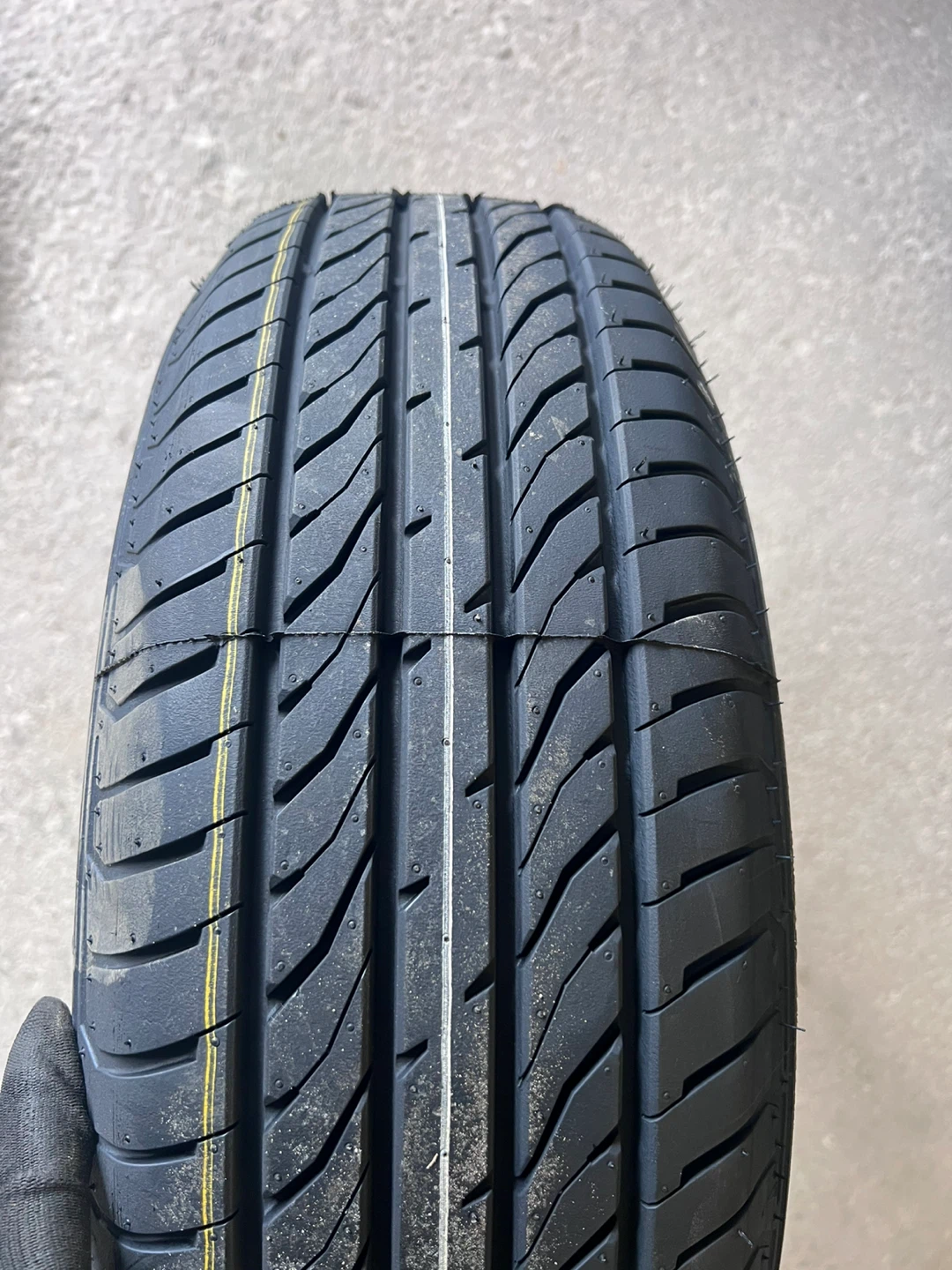 Wideway Safeway+ 195/65R15 91V Steel Belted Radial Tire - photo 2