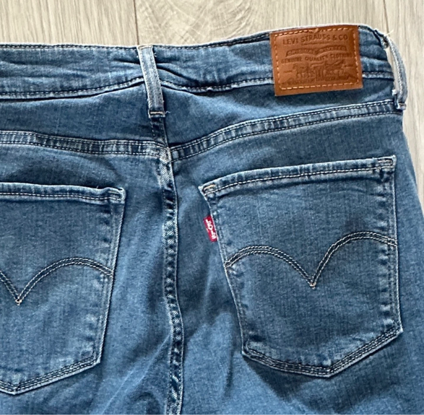 Levi's 721 High Rise Skinny Jeans Size 27 - photo 3